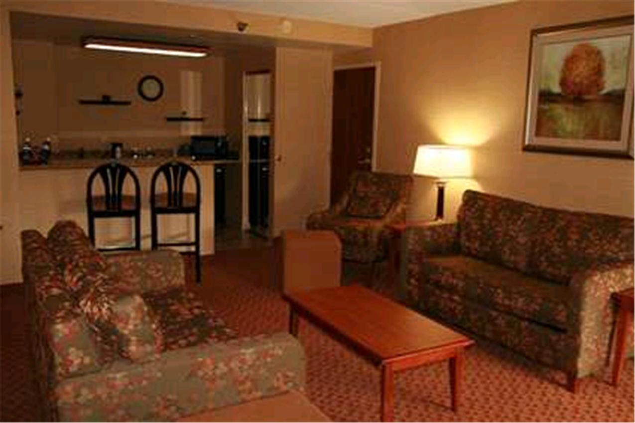 Hampton Inn East Peoria - thumb 14
