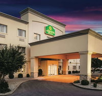 La Quinta by Wyndham Evansville - Accommodation Ohio
