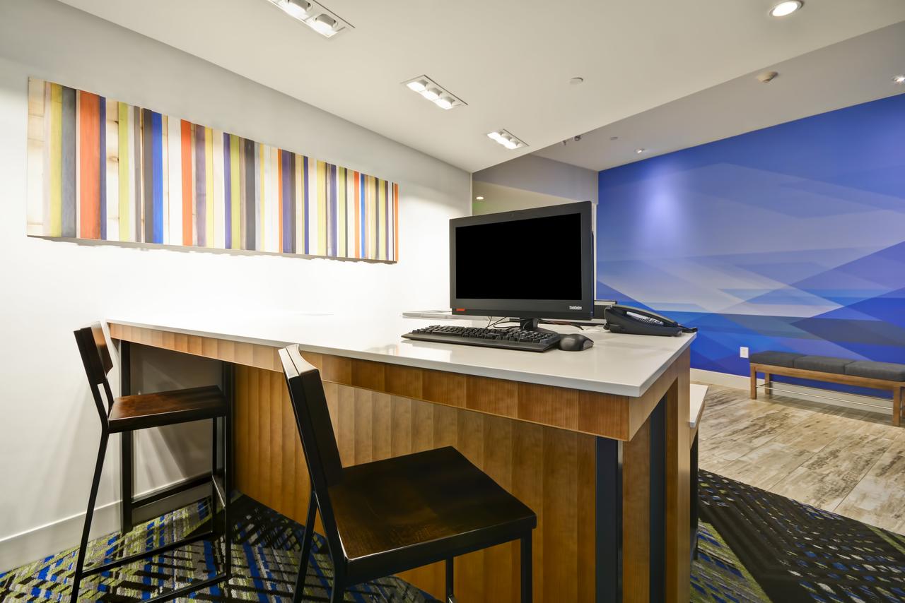 Holiday Inn Express - Evansville - thumb 22