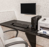 Travelodge by Wyndham Fort Wayne North - Accommodation Ohio