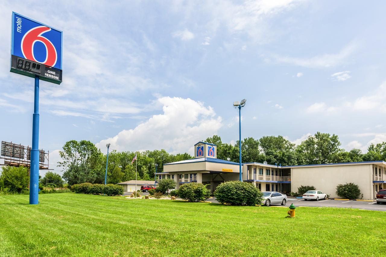 Motel 6 Evansville - thumb 8