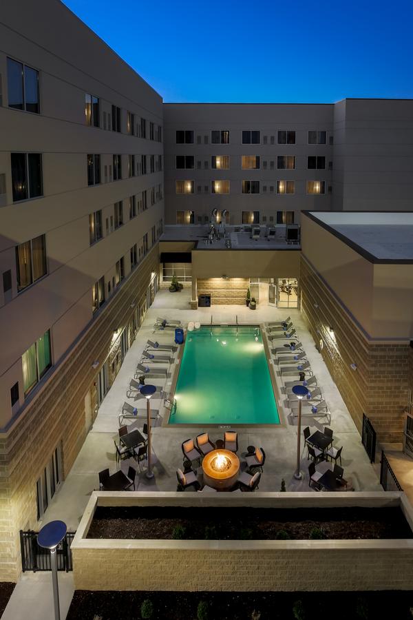 DoubleTree By Hilton Evansville - thumb 10