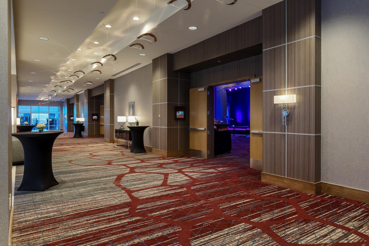 DoubleTree By Hilton Evansville - thumb 40