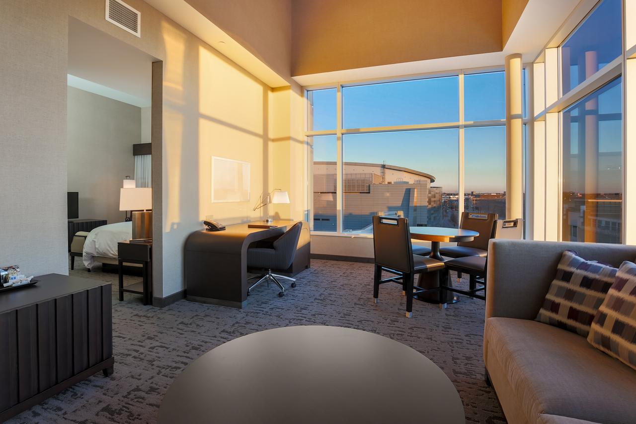 DoubleTree By Hilton Evansville - thumb 14