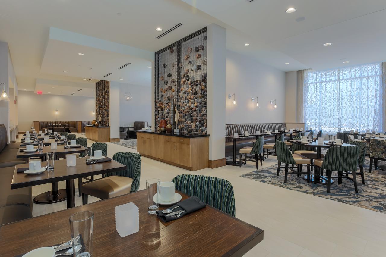 DoubleTree By Hilton Evansville - thumb 7