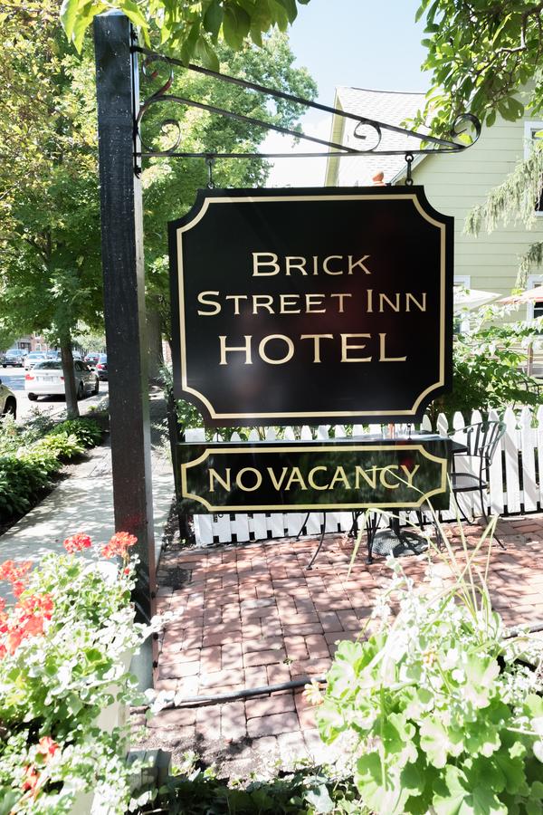 Brick Street Inn - thumb 3