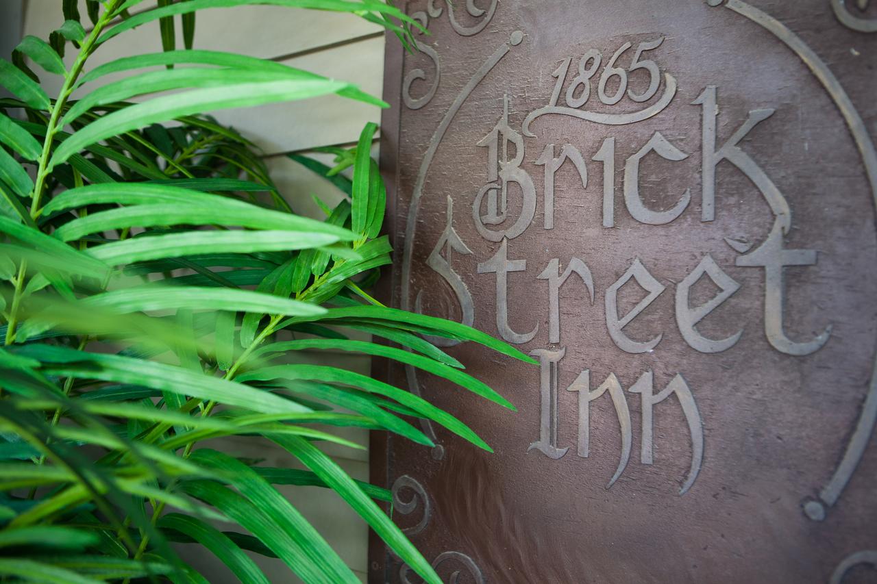 Brick Street Inn - thumb 11