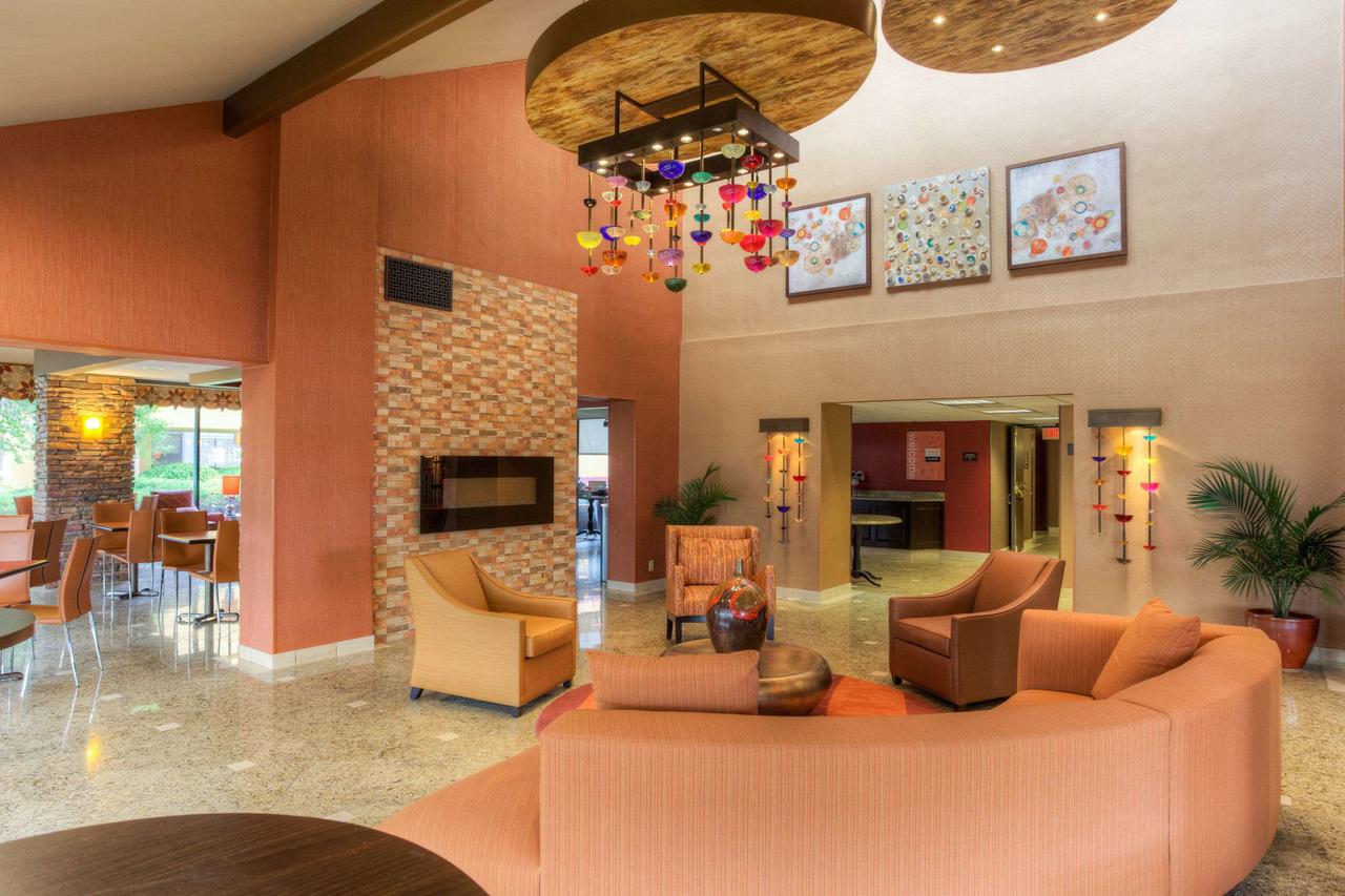 Comfort Inn & Suites Evansville Airport - thumb 35