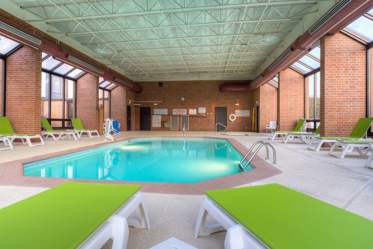 Comfort Inn & Suites Evansville Airport - thumb 32