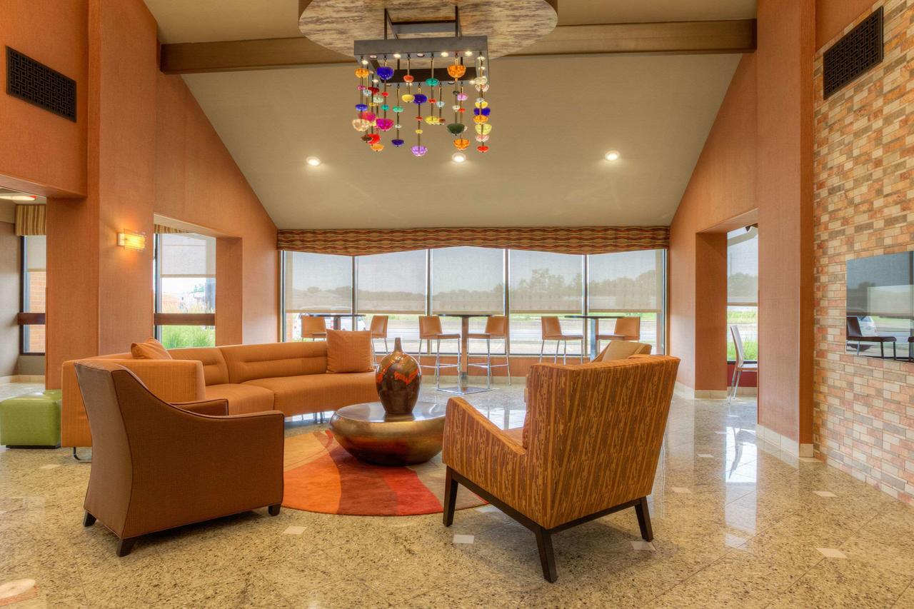 Comfort Inn & Suites Evansville Airport - thumb 18