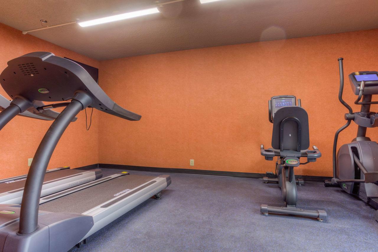 Comfort Inn & Suites Evansville Airport - thumb 5