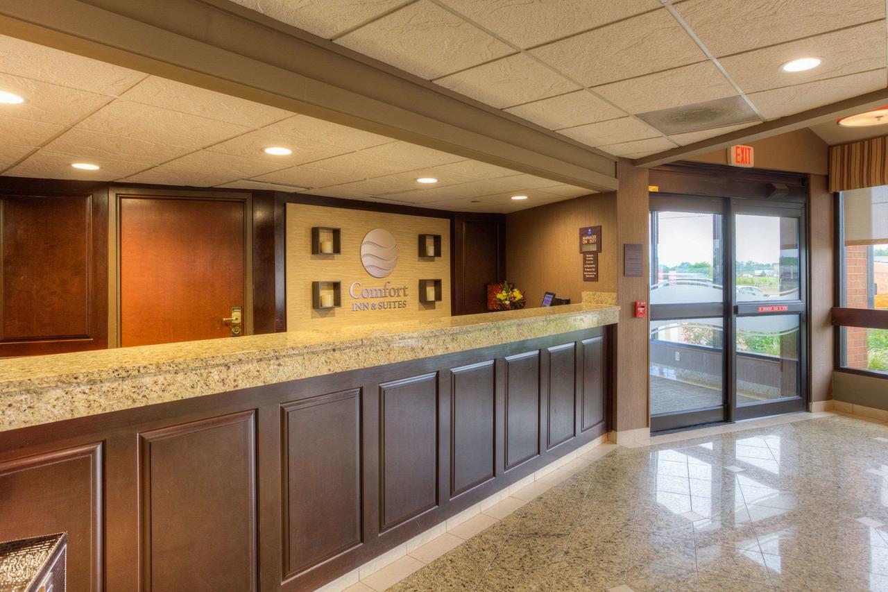 Comfort Inn & Suites Evansville Airport - thumb 16