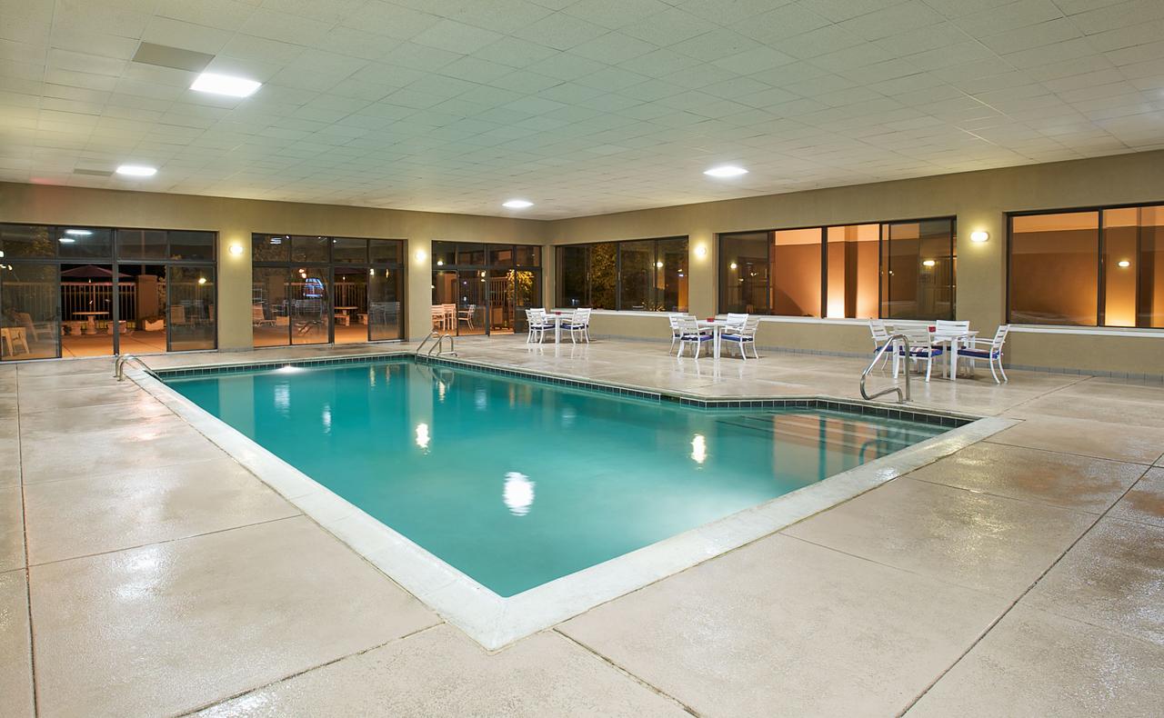 Hampton Inn Evansville - thumb 1
