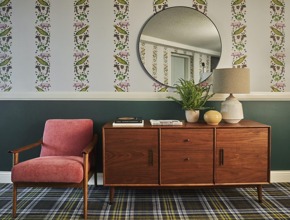 Graduate Iowa City - thumb 15