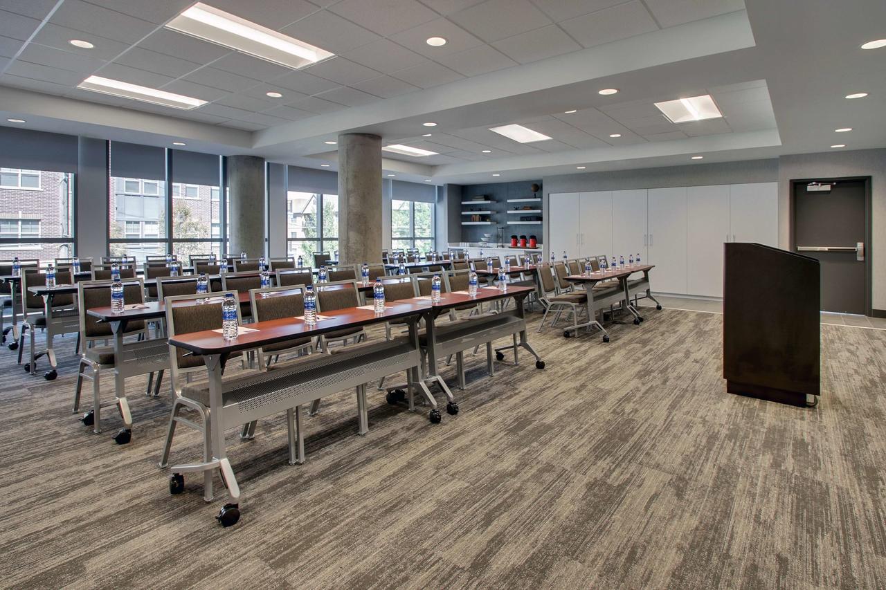 Hyatt Place Iowa City Downtown University - thumb 7