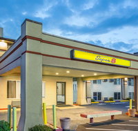 Super 8 by Wyndham North Sioux City - Accommodation Ohio