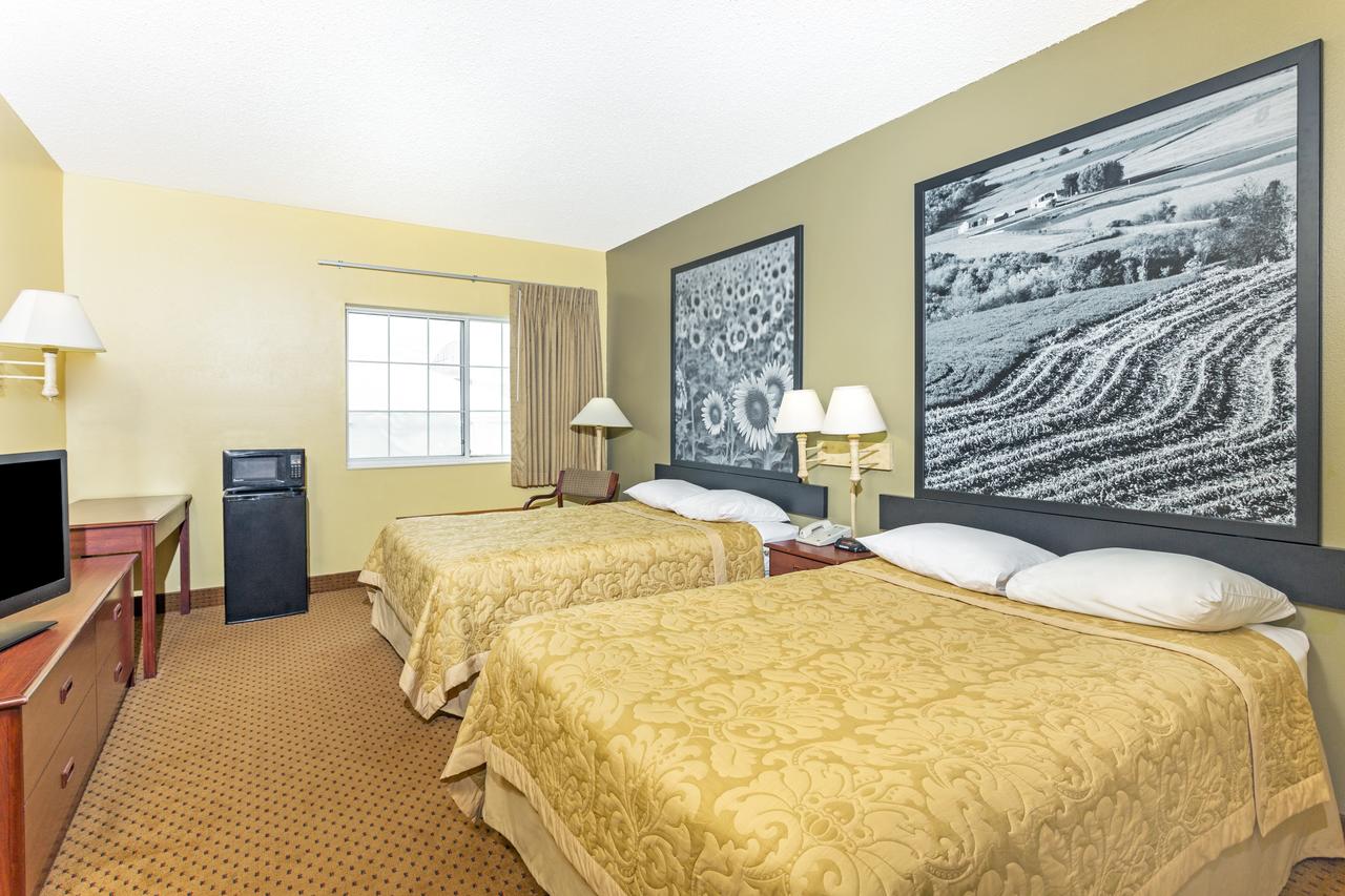 Super 8 By Wyndham Osage - thumb 10