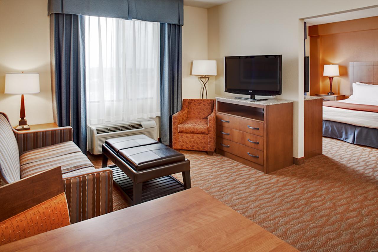 Holiday Inn Express Hotel & Suites Coralville - thumb 16