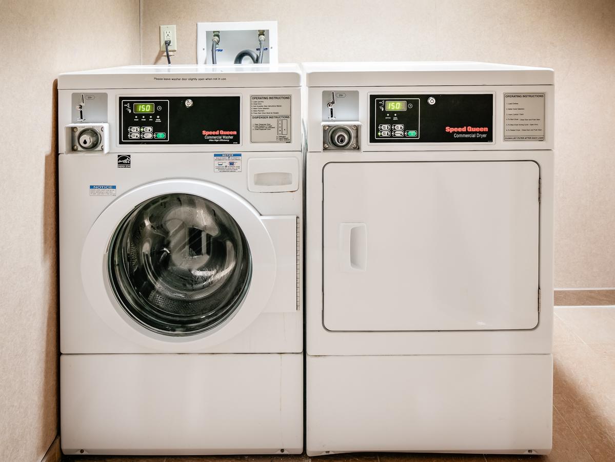 Holiday Inn Express Hotel & Suites Coralville - thumb 18