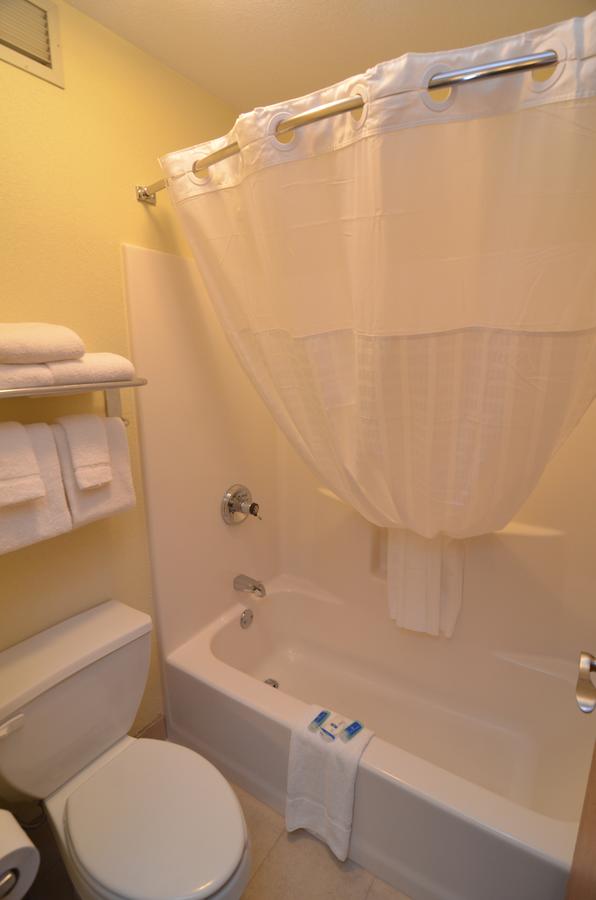 AmericInn By Wyndham Mount Pleasant - thumb 17