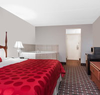 Ramada by Wyndham Henderson/Evansville - Accommodation Ohio