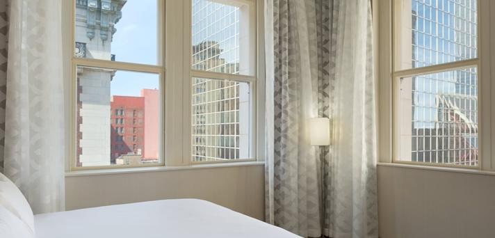 Embassy Suites Louisville Downtown - thumb 13