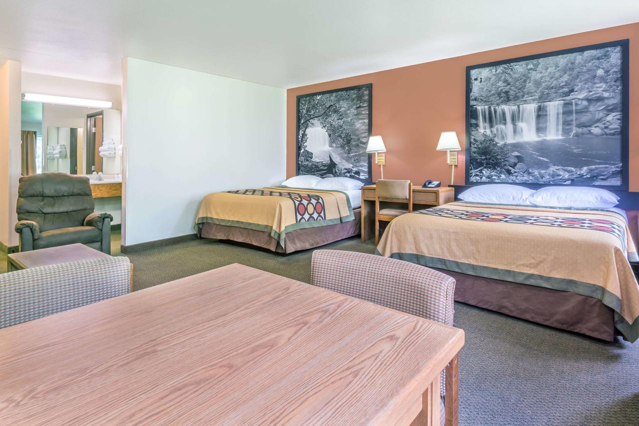 Super 8 By Wyndham Louisa - thumb 22