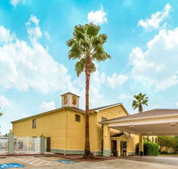 Super 8 by Wyndham Lake Charles/Sulphur - Accommodation Ohio