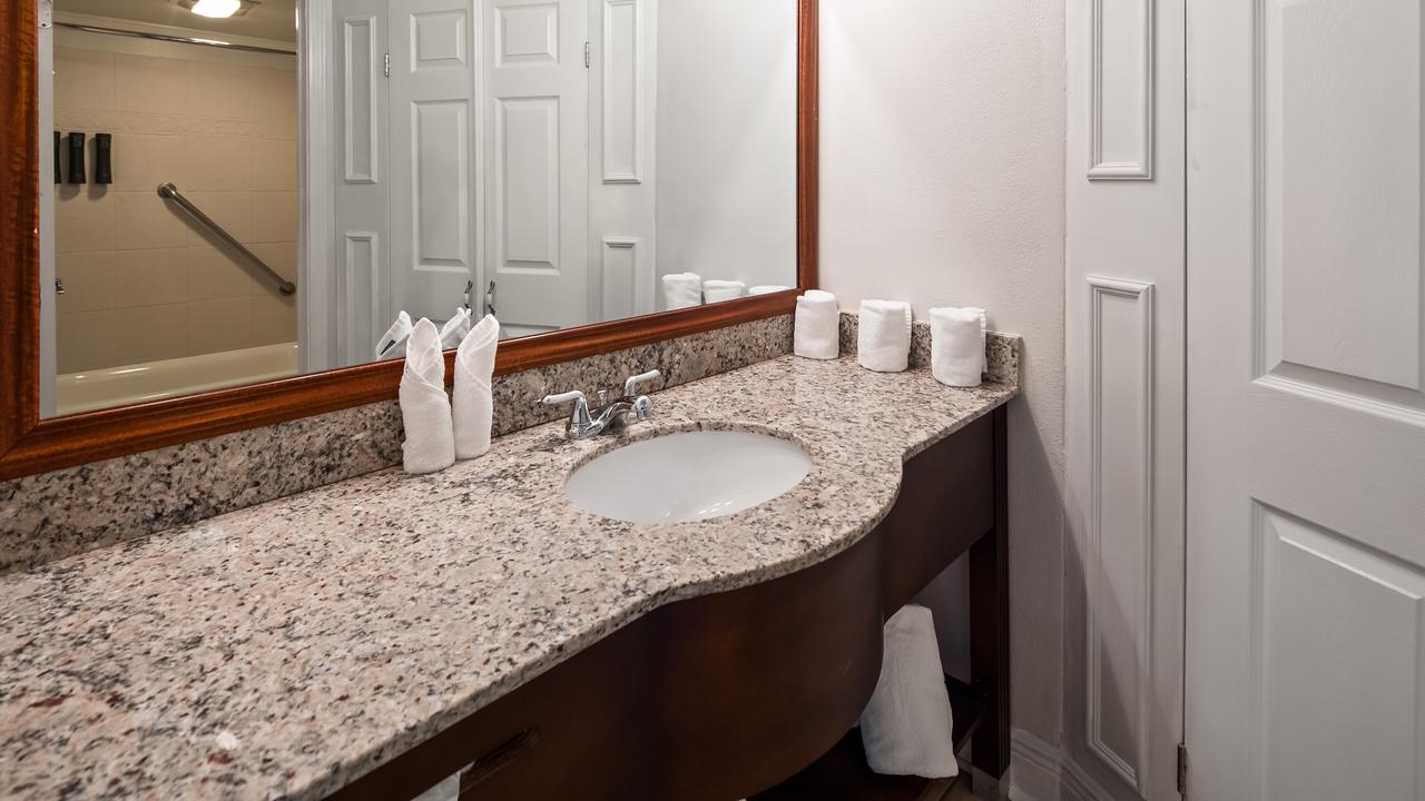 Best Western Plus Westbank - thumb 18