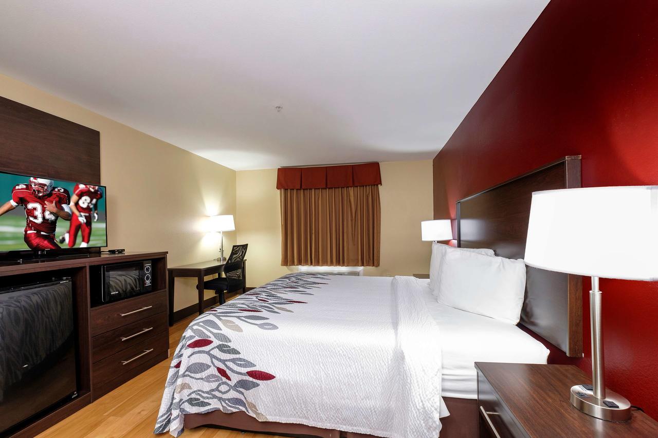 Red Roof Inn & Suites Lake Charles - thumb 19