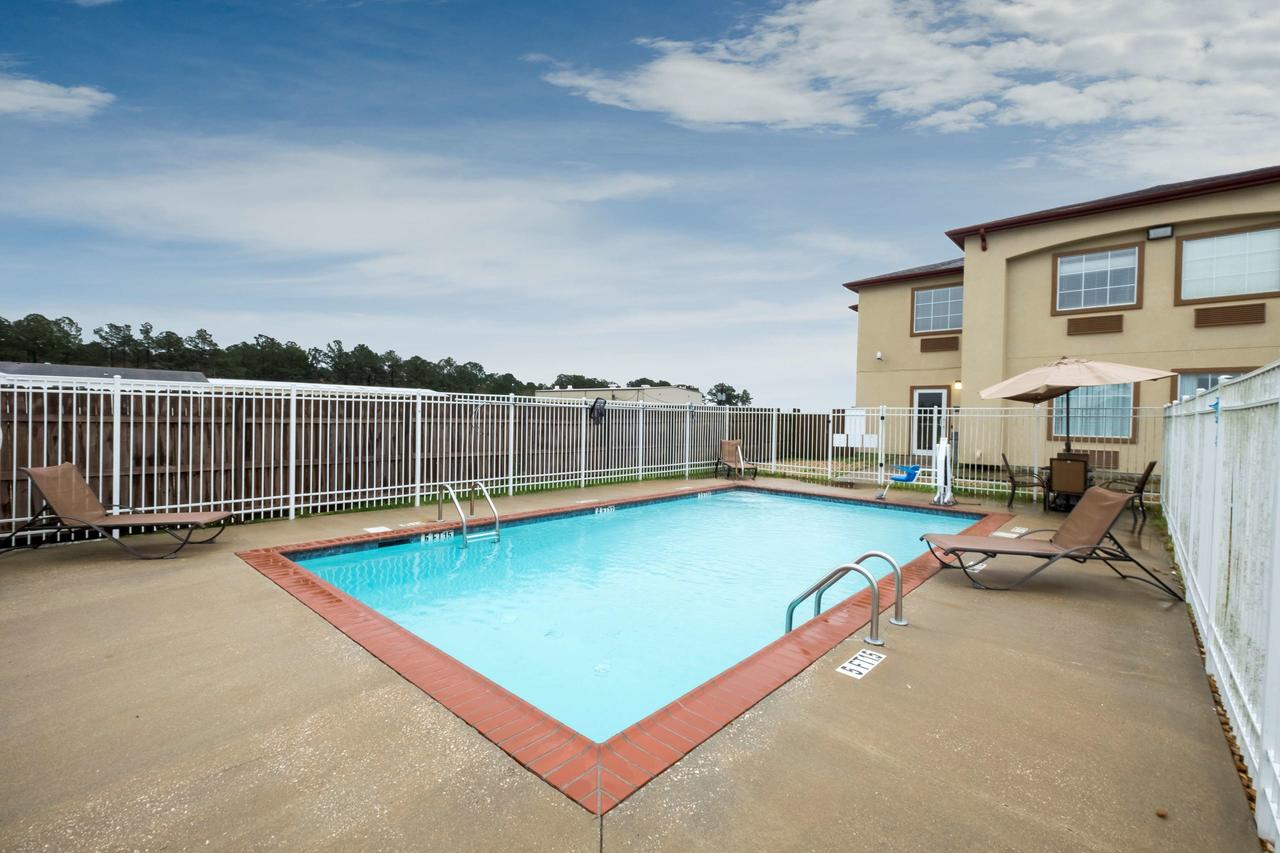 Red Roof Inn & Suites Lake Charles - thumb 2