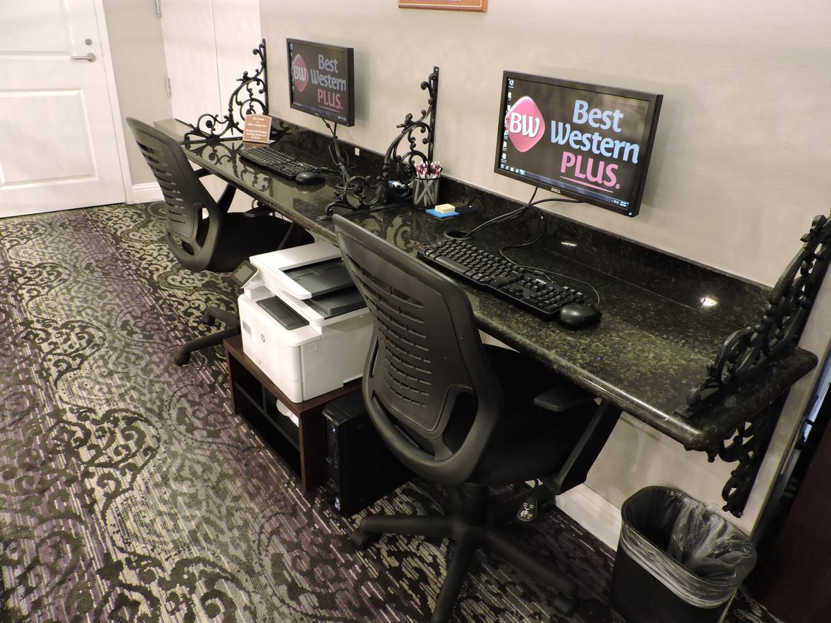 Best Western Plus St. Christopher Hotel - thumb 28