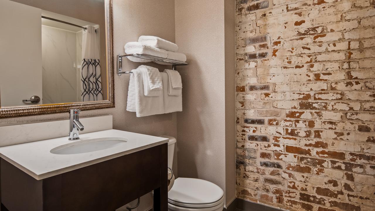 Best Western Plus St. Christopher Hotel - thumb 23