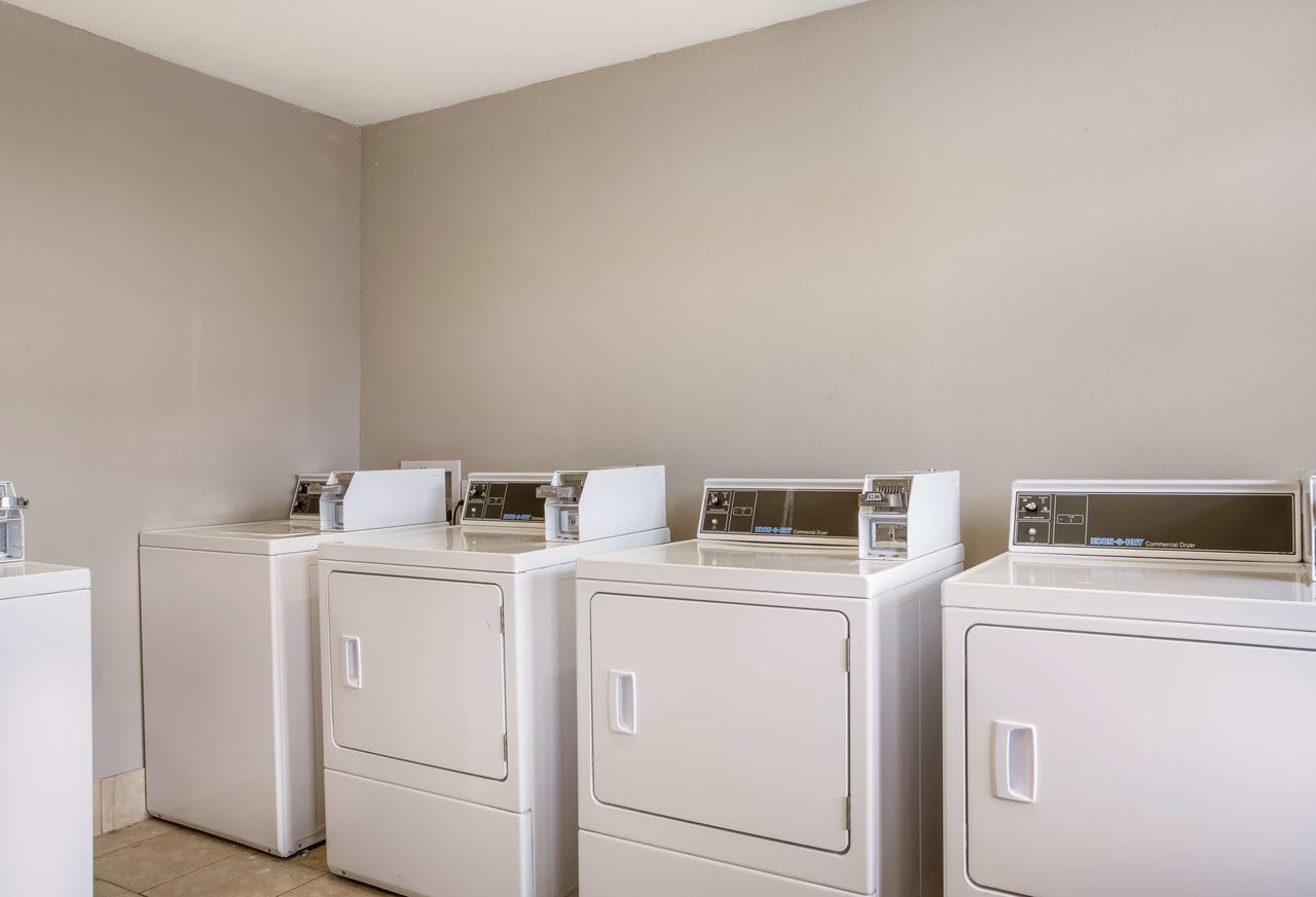 Motel 6 Lake Charles On The Bayou - thumb 11