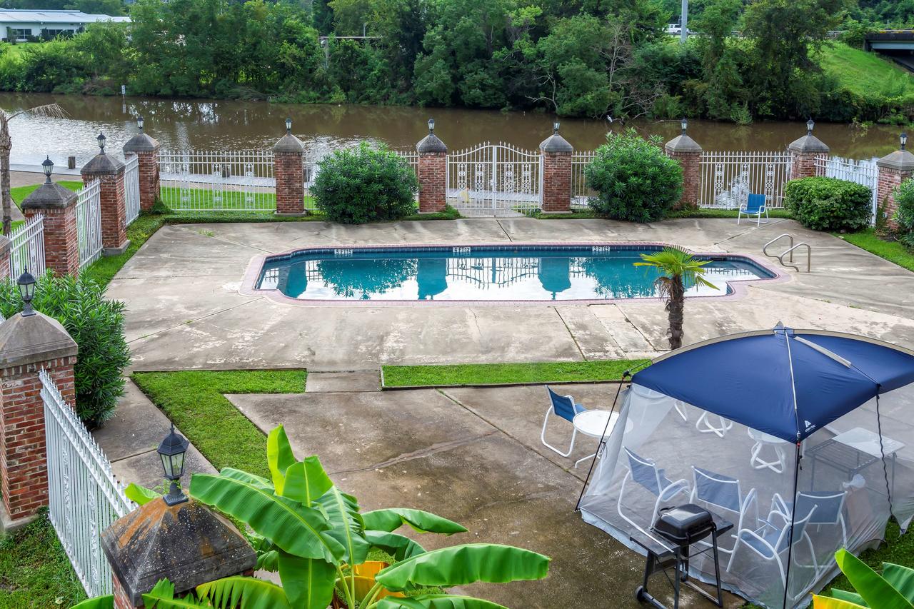 Motel 6 Lake Charles On The Bayou - thumb 9