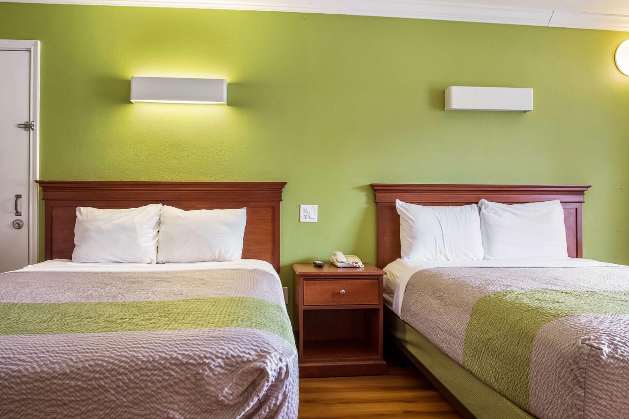 Motel 6 Lake Charles On The Bayou - thumb 16