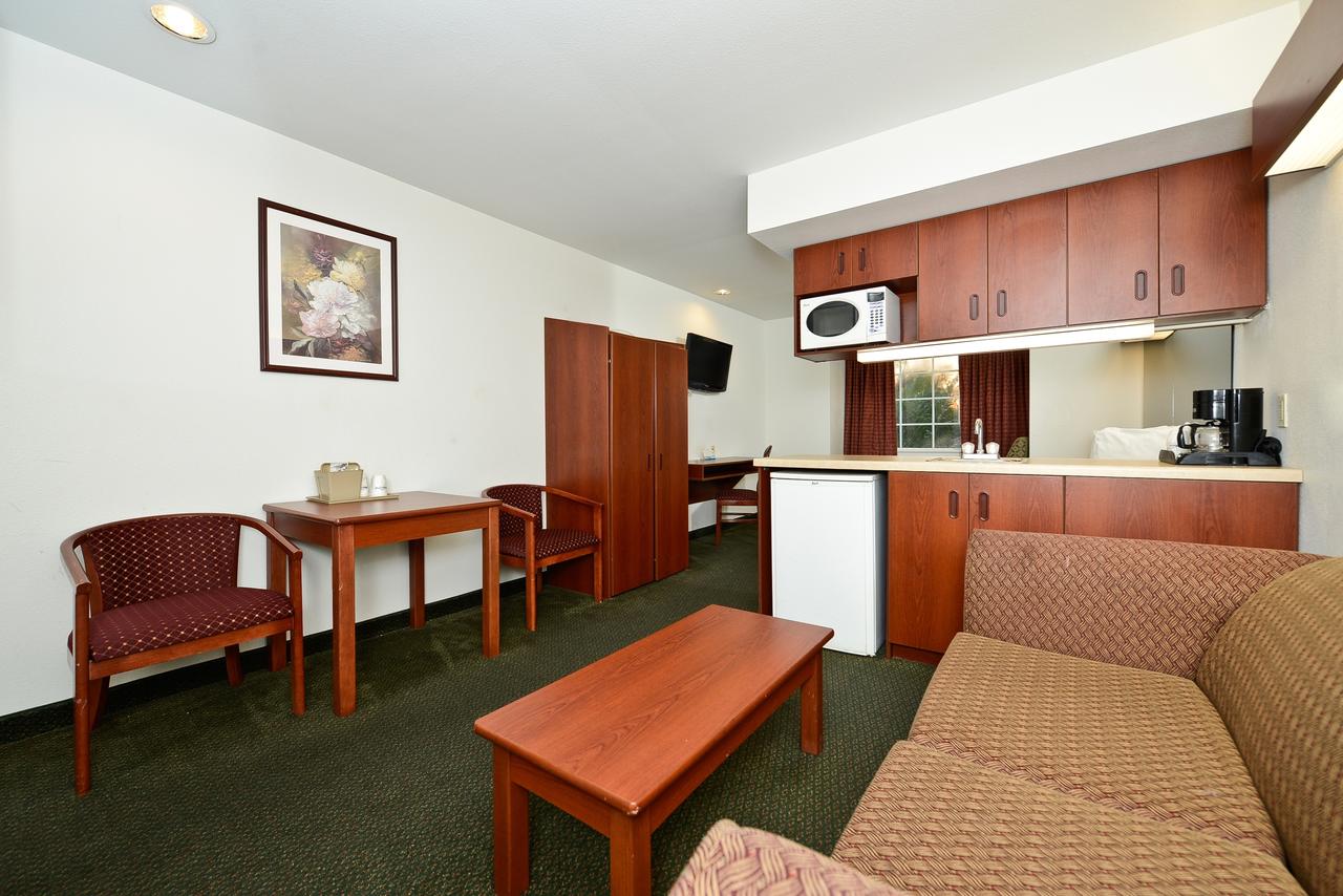 Americas Best Value Inn And Suites Lake Charles - thumb 6