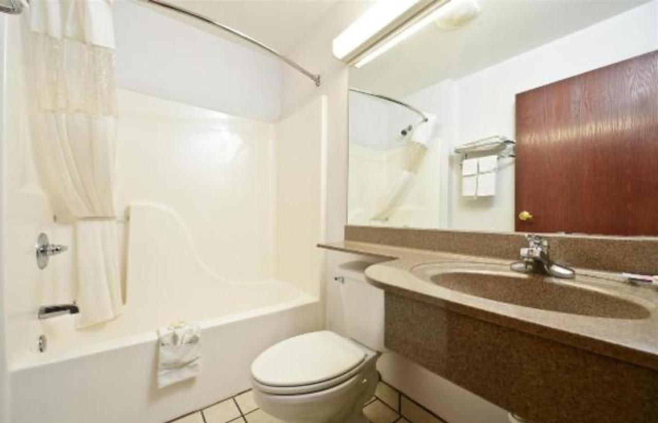 Americas Best Value Inn And Suites Lake Charles - thumb 28