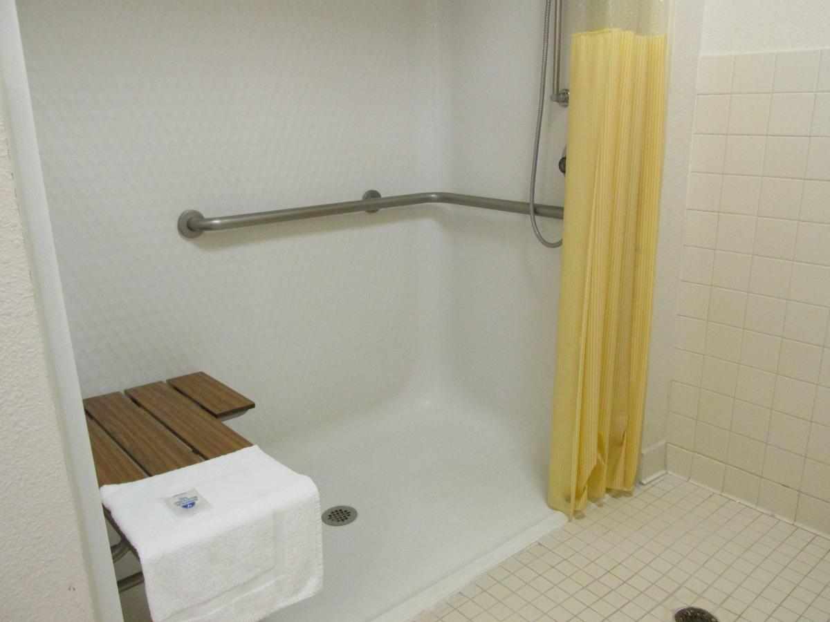 Americas Best Value Inn And Suites Lake Charles - thumb 13