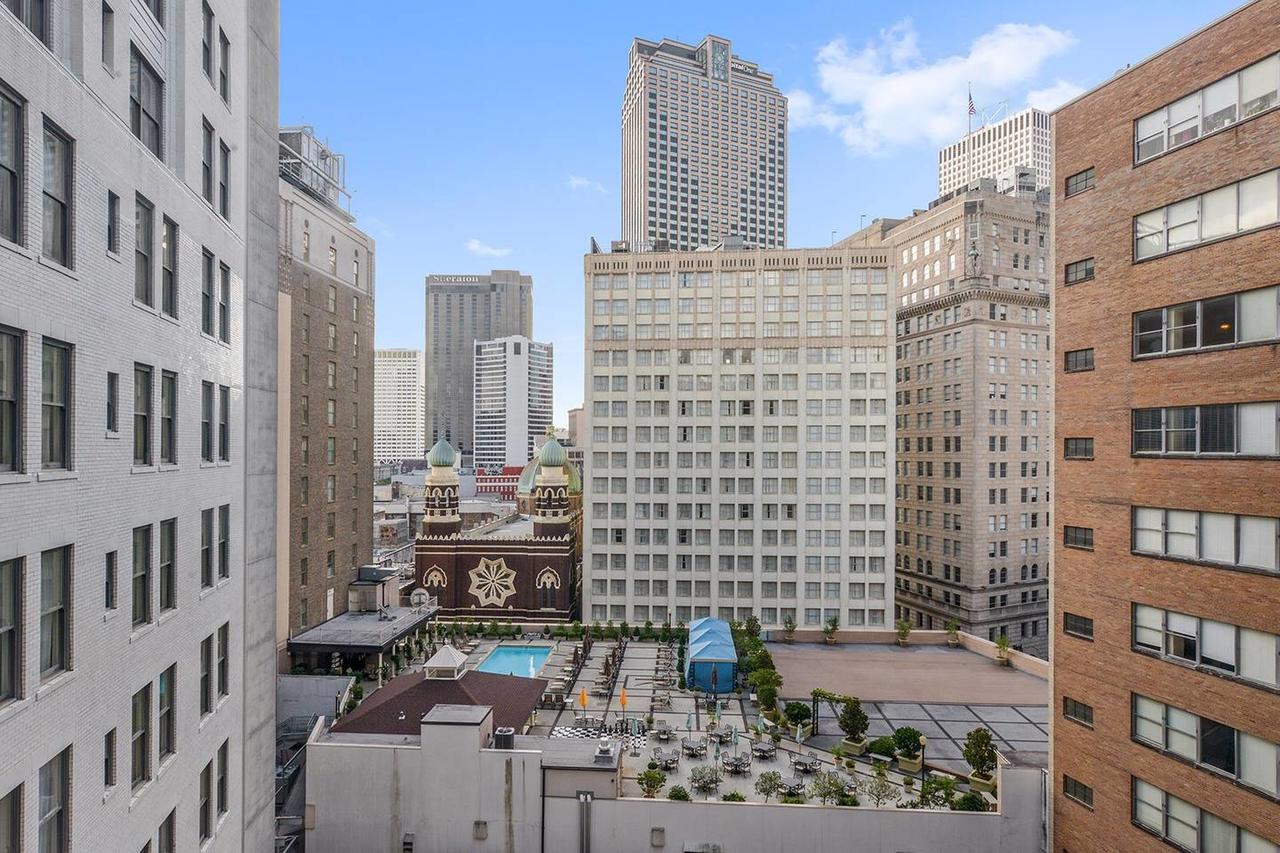 12th FL- SKYLINE W/ CITYSCAPE VIEWS-ROOFTOP POOL - thumb 1