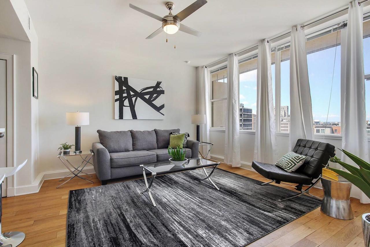 12th FL- SKYLINE W/ CITYSCAPE VIEWS-ROOFTOP POOL - thumb 15