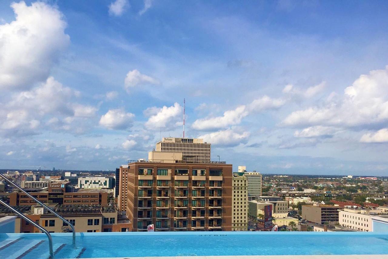 12th FL- SKYLINE W/ CITYSCAPE VIEWS-ROOFTOP POOL - thumb 14