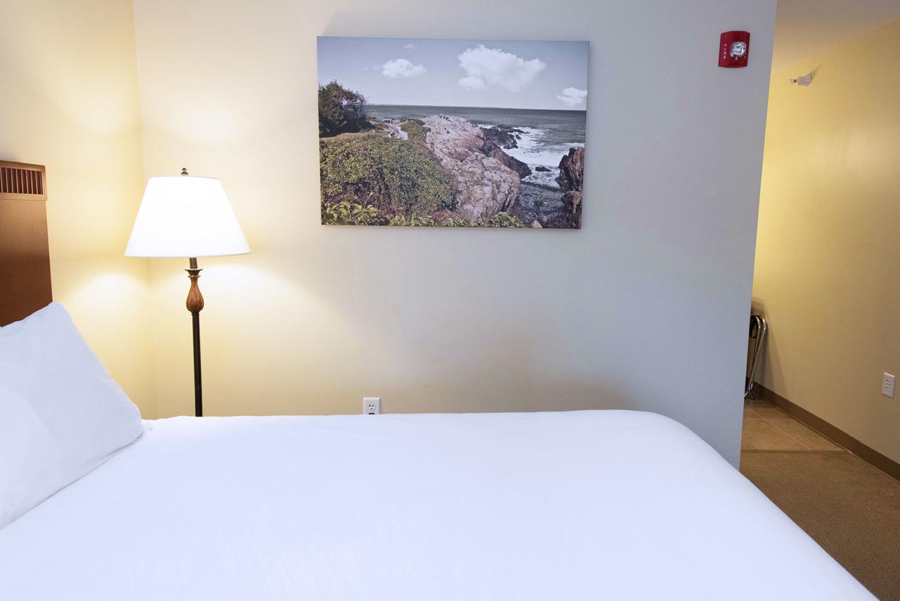 Admiral's Inn Resort - thumb 23