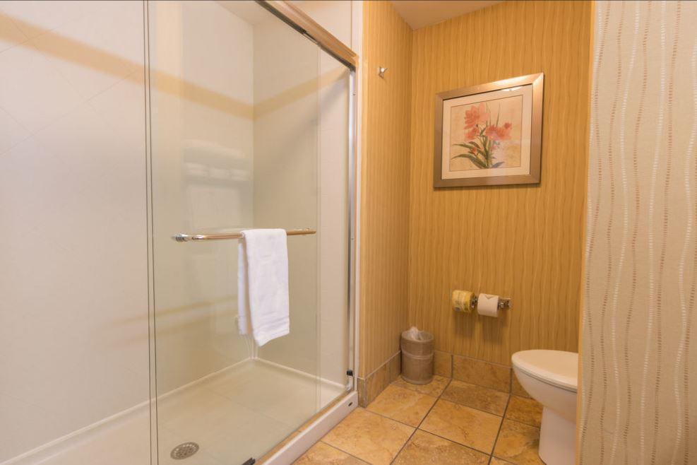 Hampton Inn Bangor - thumb 17