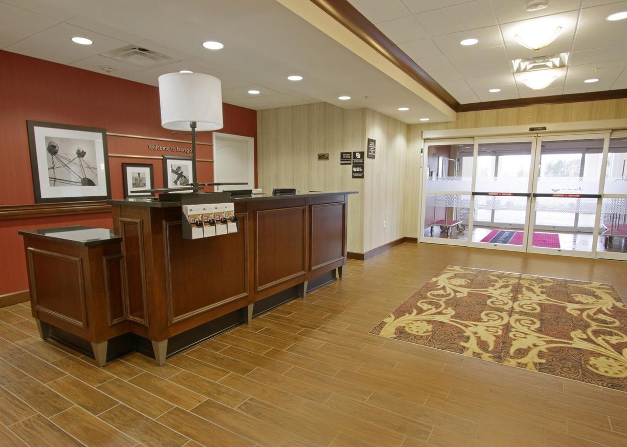 Hampton Inn Bangor - thumb 15