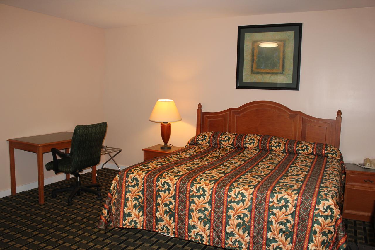 Driftwood Inn - thumb 11