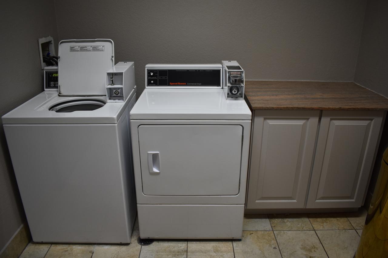 Country Inn & Suites By Radisson, Hagerstown, MD - thumb 25