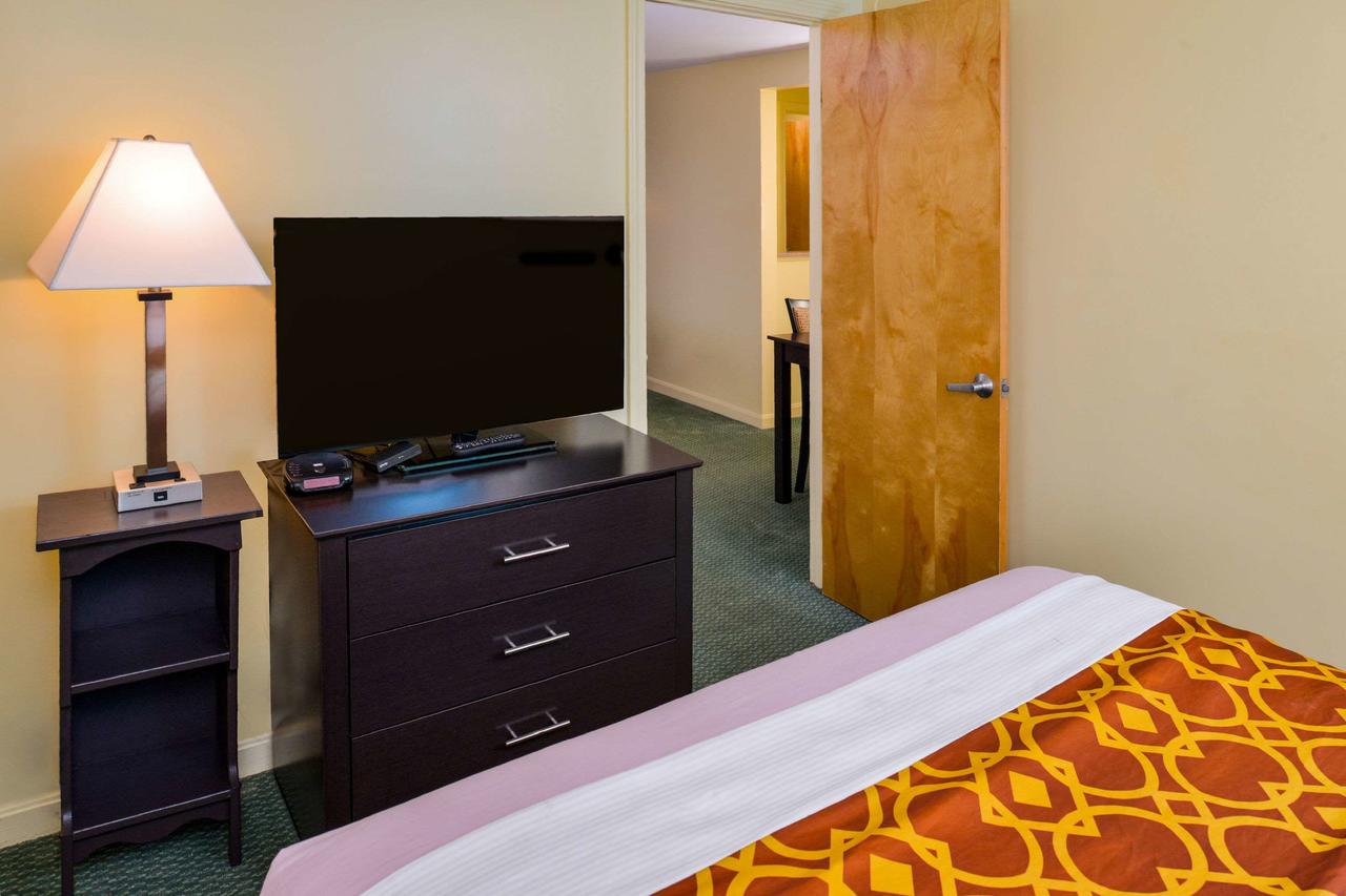 Rodeway Inn Orleans - Cape Cod - thumb 11