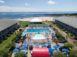 Red Jacket Beach Resort
