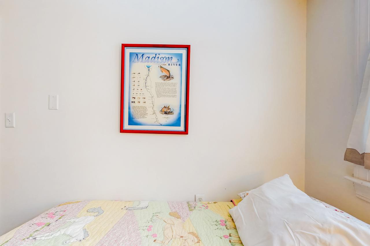 Orleans Oasis - thumb 32